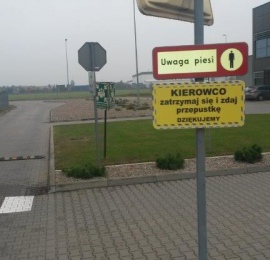 lustra i znaki informacyjne